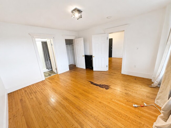 11 Court St Unit 13