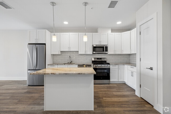 Interior Photo - 228 Park Ave