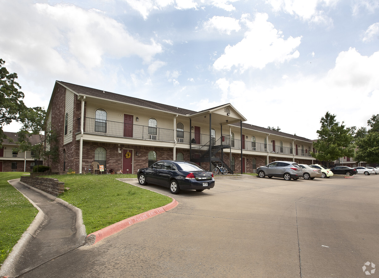 Noble Oaks III - Noble Oaks III Apartments