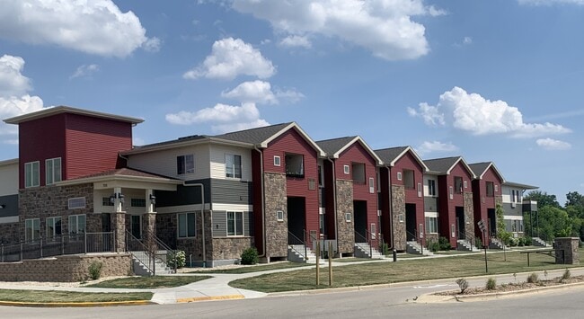 Vineyard Apartments of Cambridge