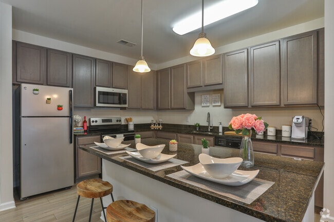 10 Newbridge Apartments