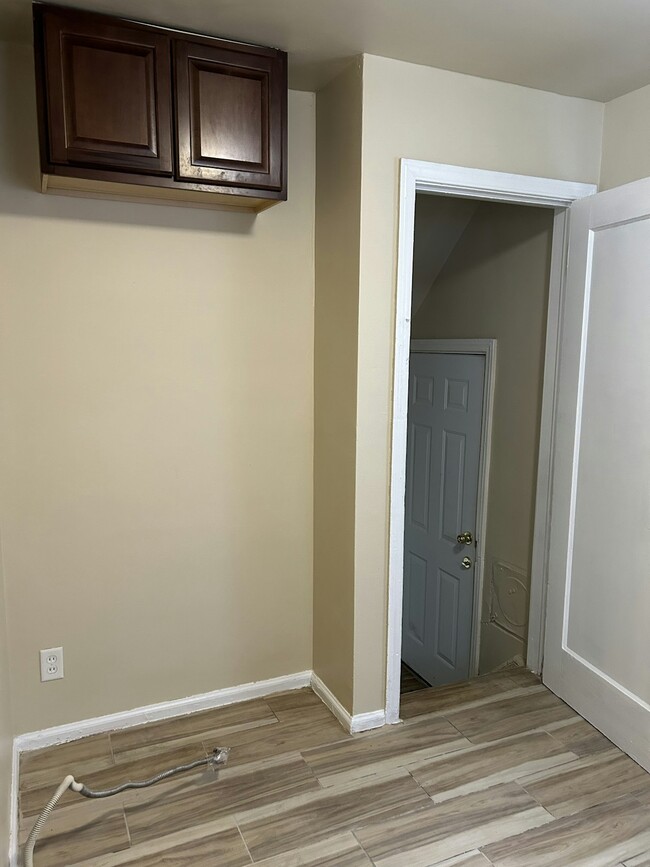 Photo - 18515 Greenfield Rd