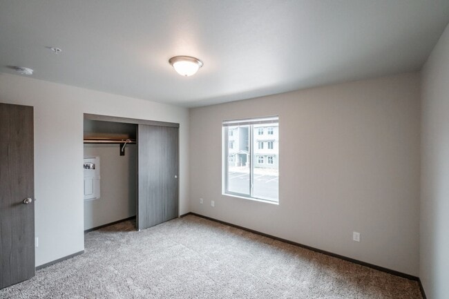 Photo - Cherry Glen Apartments
