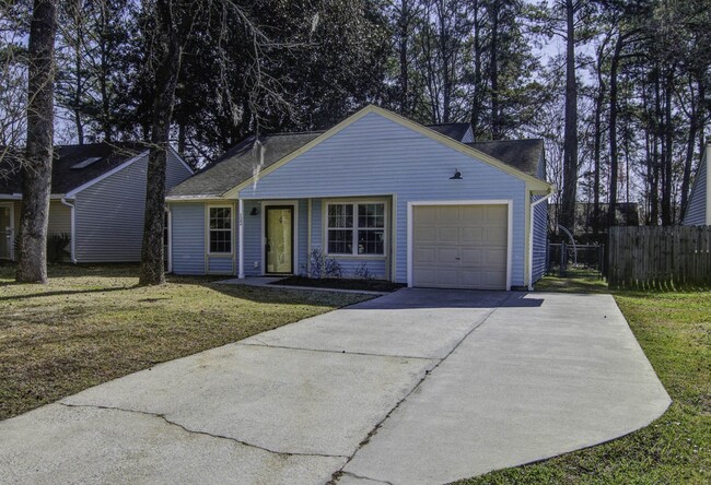 122 Robert Drive, Ladson, SC 29456 - 2 BR ... - 122 Robert Drive, Ladson, SC 29456 - 2 BR ... House