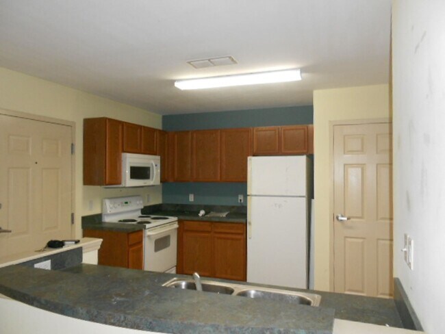 Photo - 2 bed 2 bath at Avalon on Pensacola! Available now!