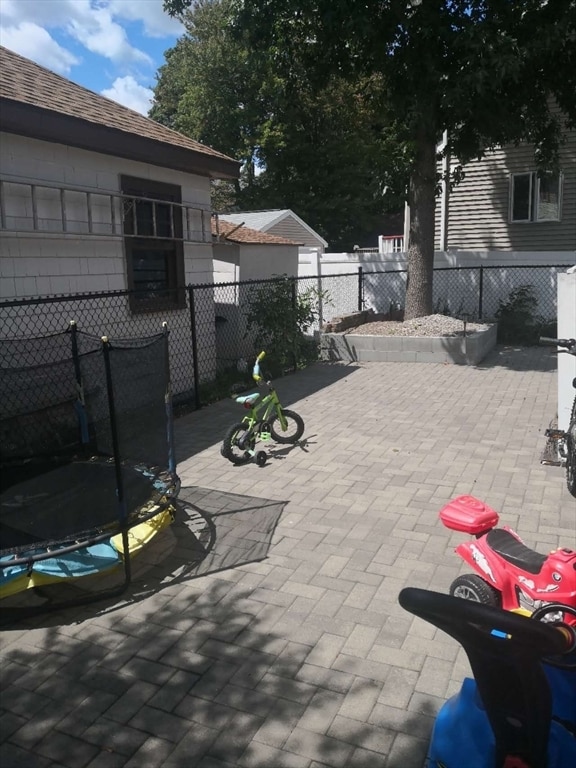 Photo - 139 Brook St