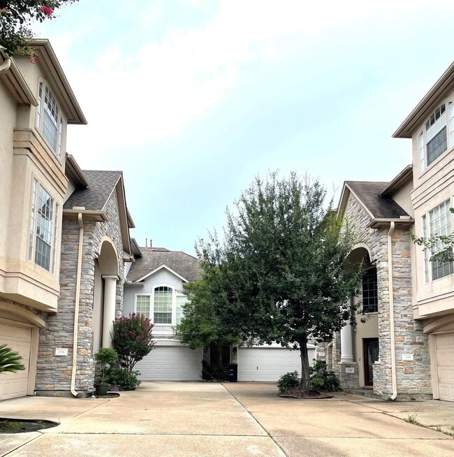Photo - 256 Westcott St
