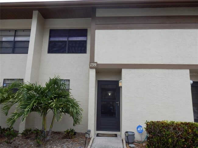 Building Photo - 9209 Seminole Blvd