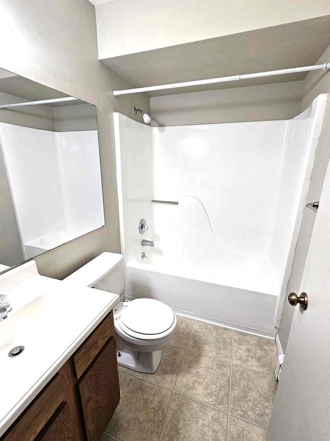 Photo - 3924 Kenowa Ave Unit #1