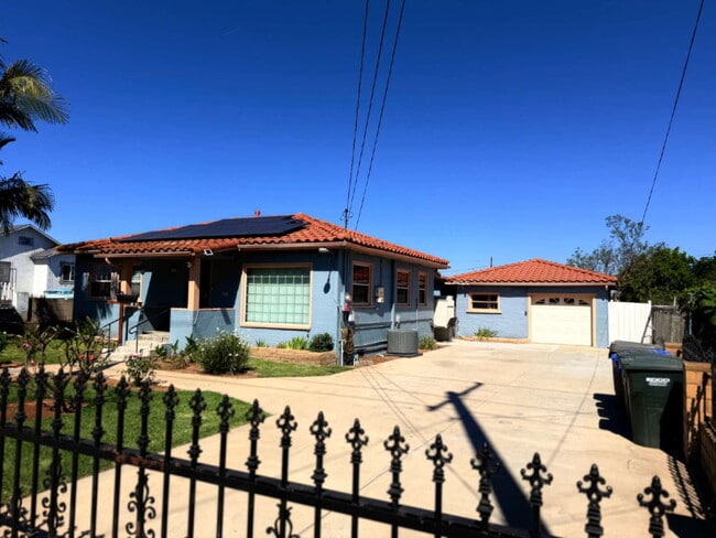 Photo - Beautifully Remodeled 4 Bed / 2.5 Bath Home for Rent – National City (ADA Friendly)