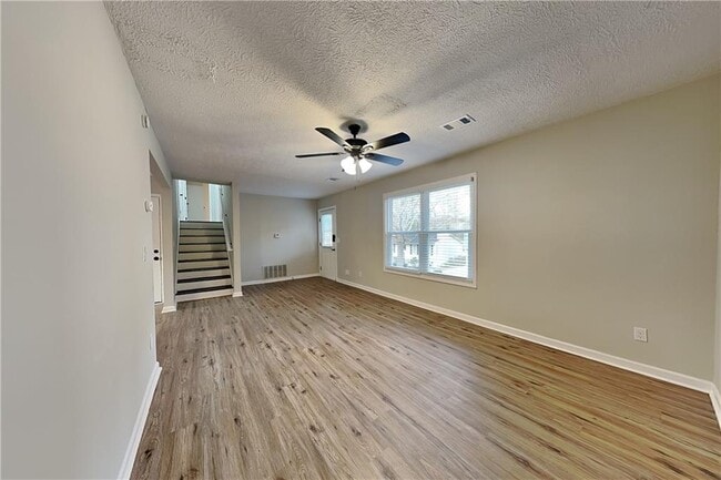 Photo - 3919 Valley Brook Rd