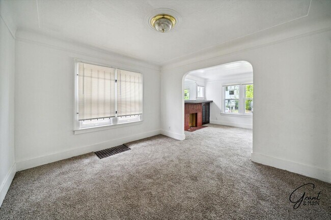 Photo - 14920 Washburn St Unit 1-Lower TR 10/28/25