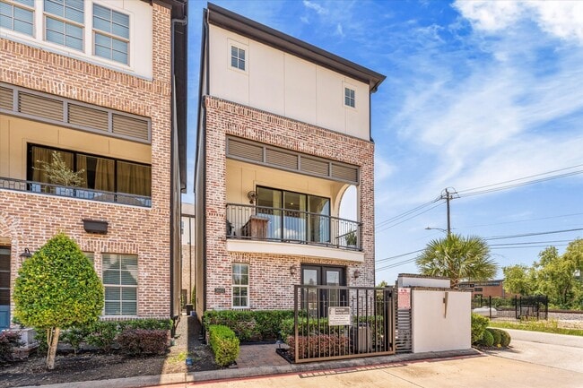 Building Photo - 2602 Cottage Grove Green Dr