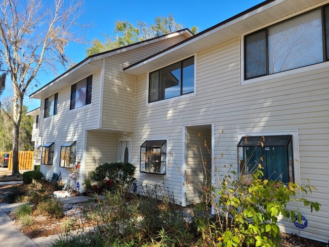 Photo - 6124 SW 8th Pl