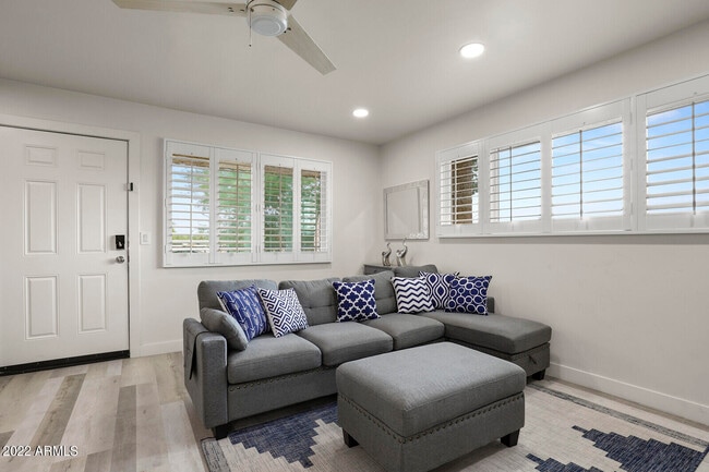 Photo - 700 W University Dr Unit 246