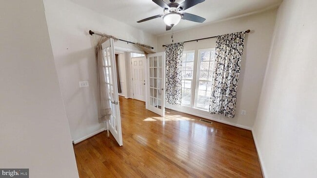 Photo - 14303 Devinger Pl