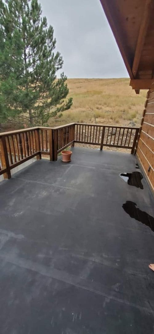 Photo - Log Home with close public lake access - A...