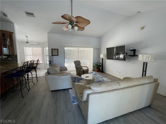 Photo - 130 SE 44th St