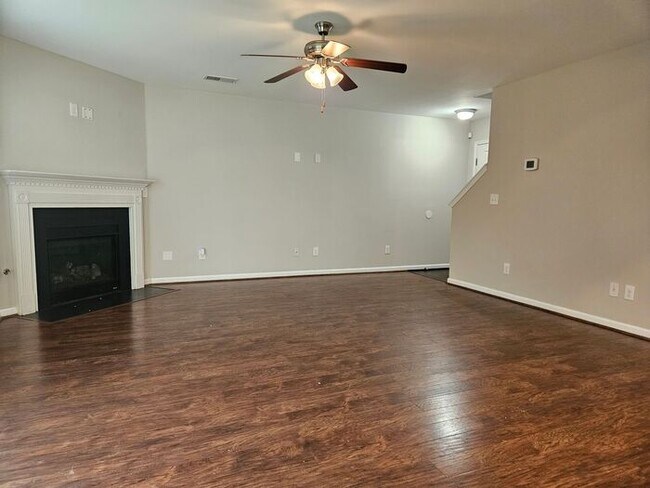 Photo - 513 Colony Lakes Dr