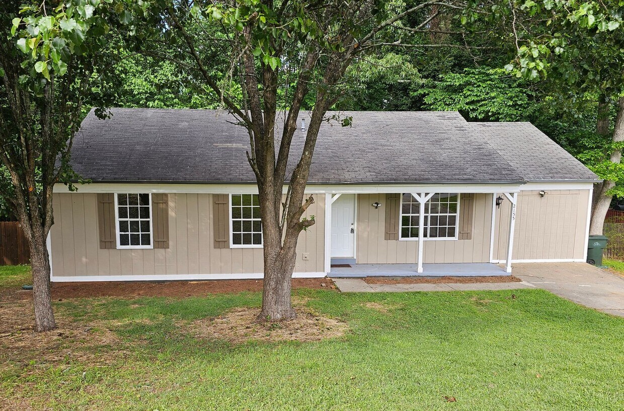 Spacious Home - Spacious Home