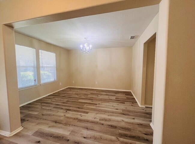 Photo - 21231 Linden House Ct