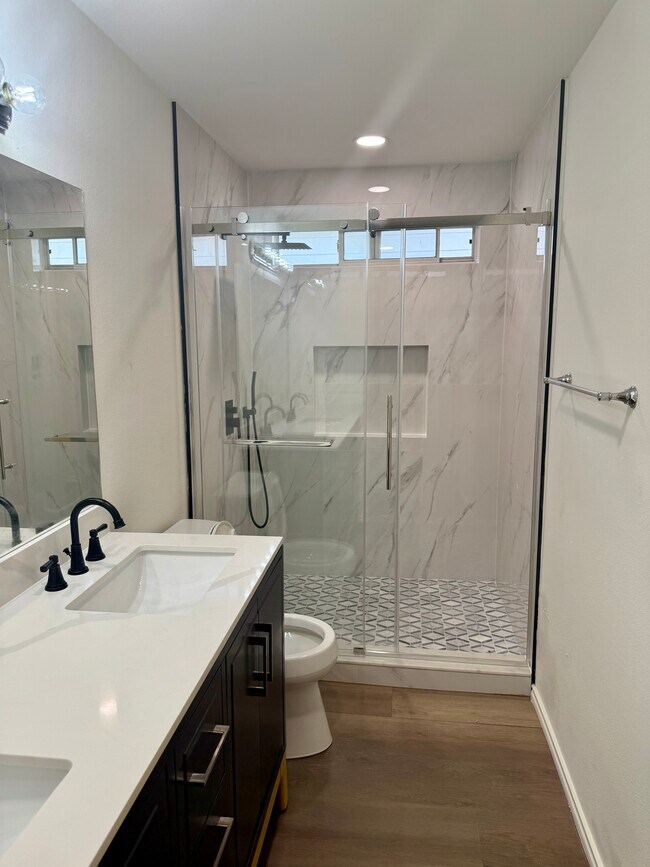 Photo - 1406 Cougar Country