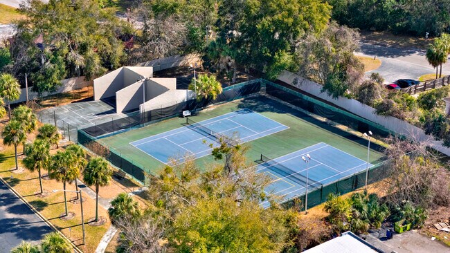 Towne Parc Apartments