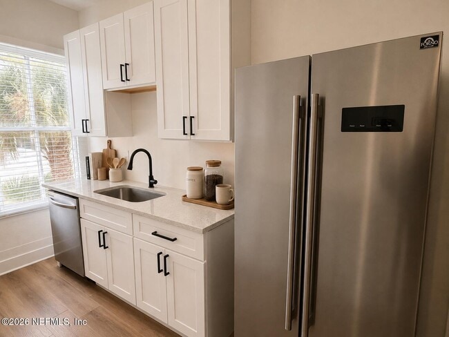Photo - 30 Sanford St Unit B