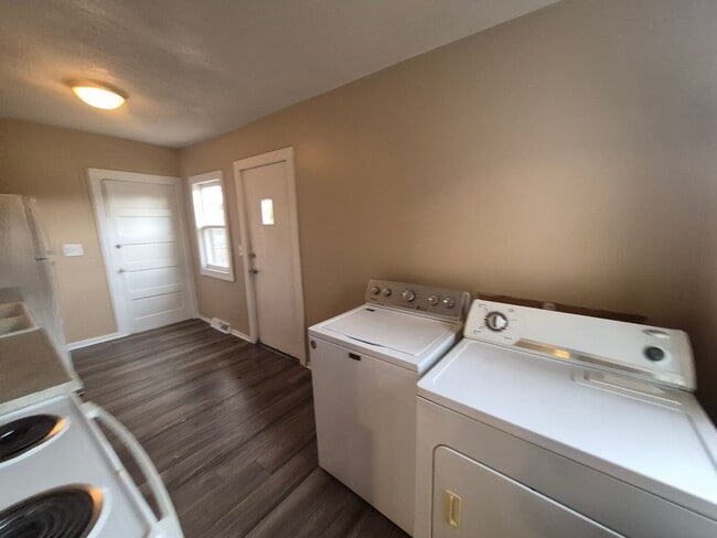 Photo - Two Bedroom, One Bathroom Home with Washer/Dryer!