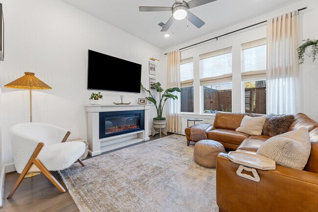 Photo - 10930 Brambling Wood Dr