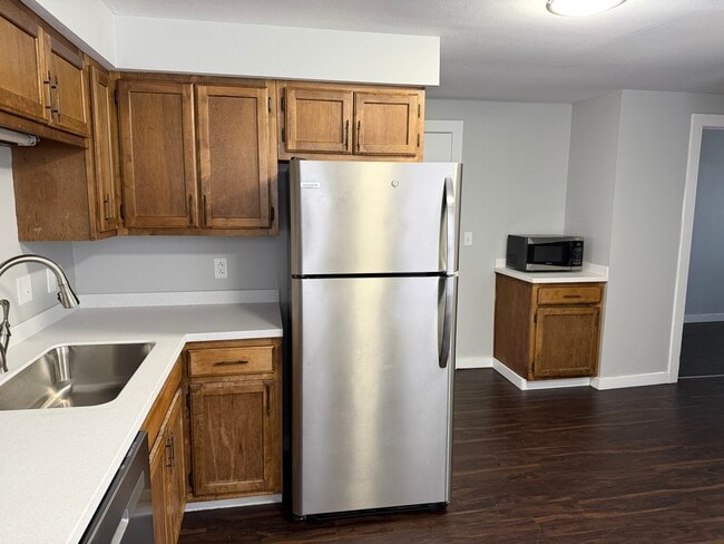 Photo - 142 Elm St Unit 2