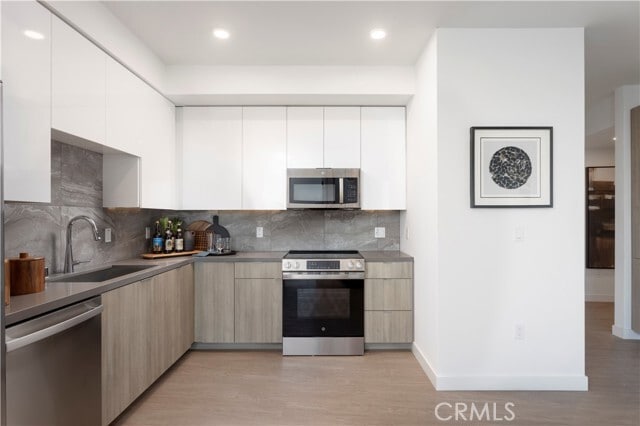 Photo - 511 S Harbor Blvd Unit 427