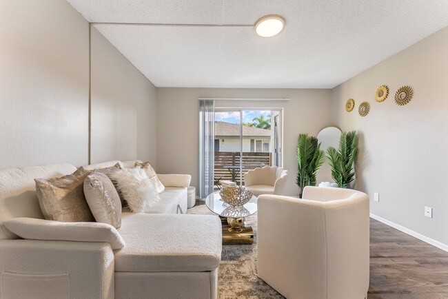 Shoreline Pointe Apartments