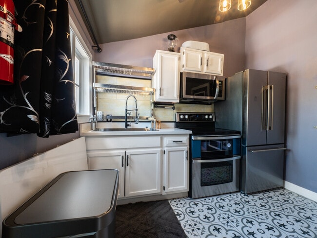Photo - 2521 N 11th St Unidad 2