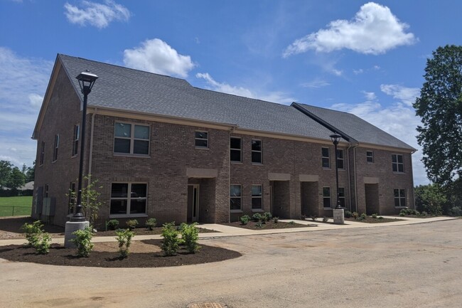 Victory Point Apartments & Townhomes - Victory Point Apartments & Townhomes