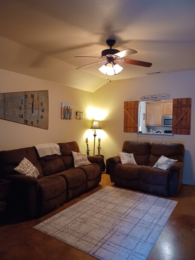 809 Golf Course Rd Unit 1B