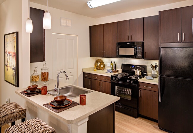 One Bedroom Kitchen - Avalon Bloomingdale Apartments