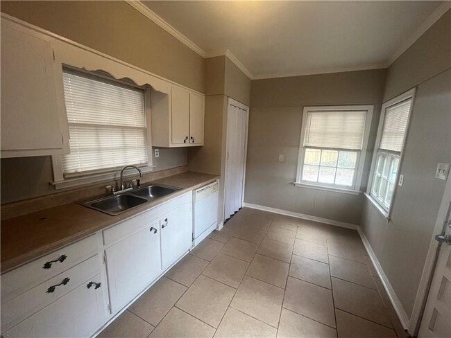 Photo - 461 Magnolia Rd