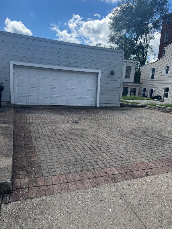 401 Klotter Ave Unit 2