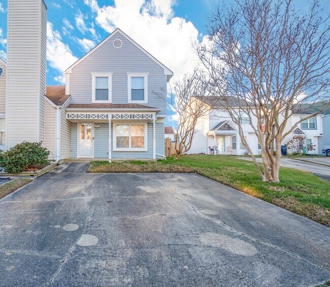 3812 Buchanan Dr Townhome For Rent in Virginia Beach, VA