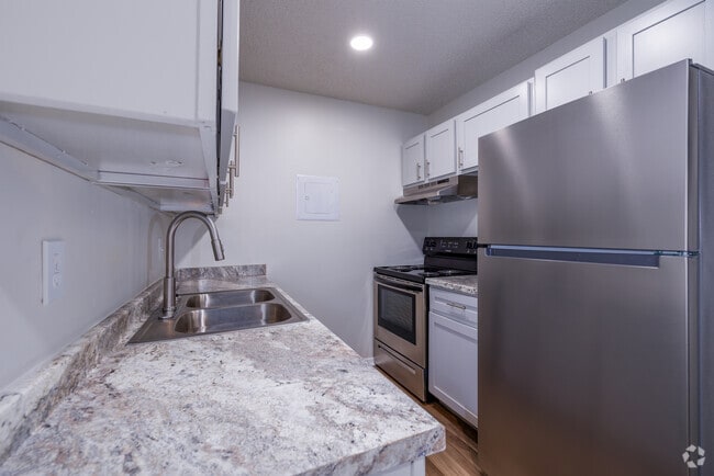V-1BR-A 1BD 1BA - Kitchen