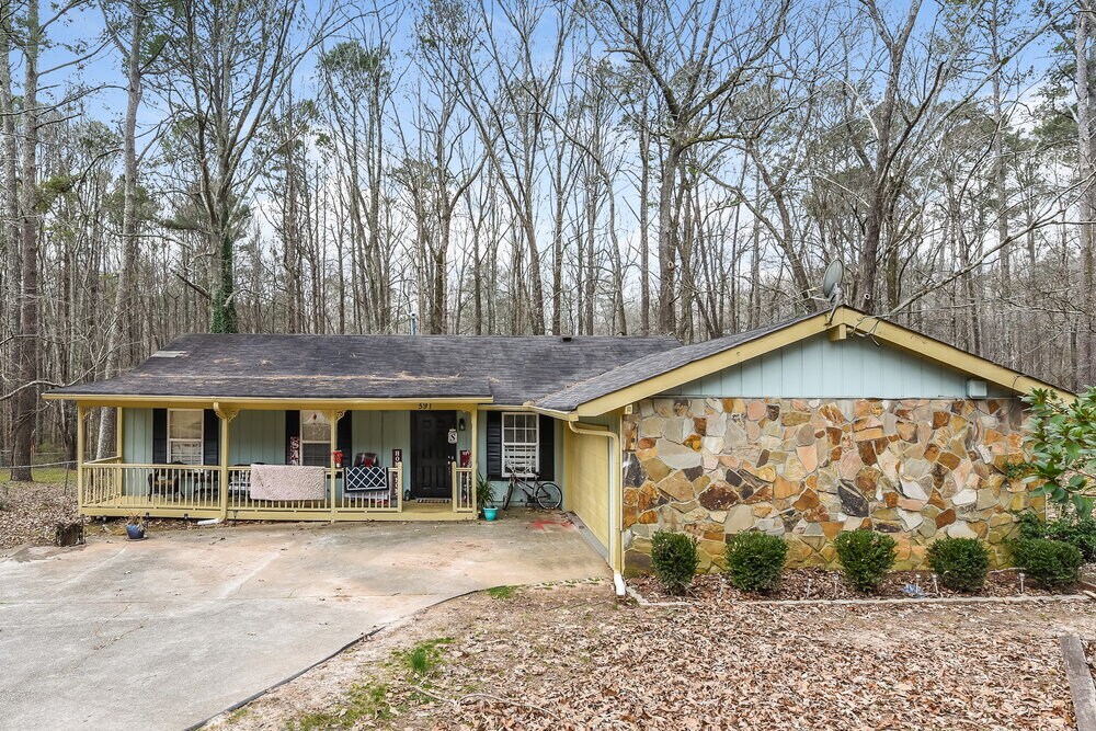 Photo - 591 Stonehedge Dr House