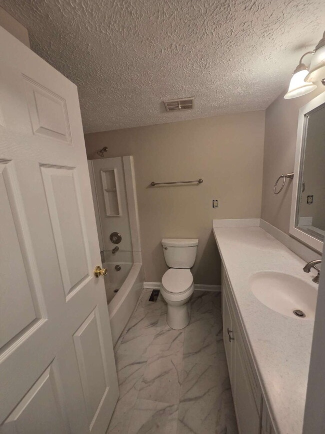 Photo - "Spacious 4 BR Home with Finished Basement in Walkersville!"