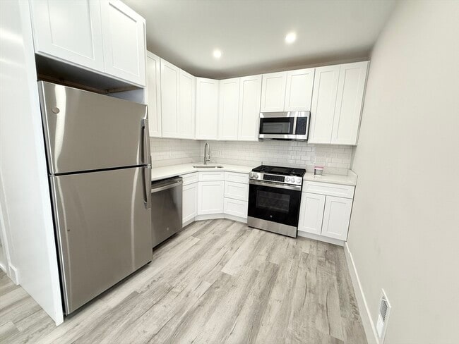 Photo - 10 Cawfield St Apartment Unit 1