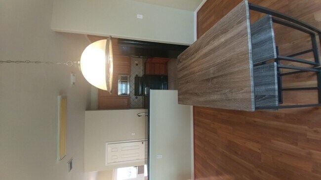 Photo - 3512 Canfield St