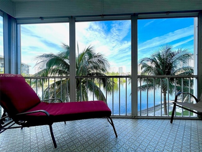 Photo - 3030 Marcos Dr Unit T302