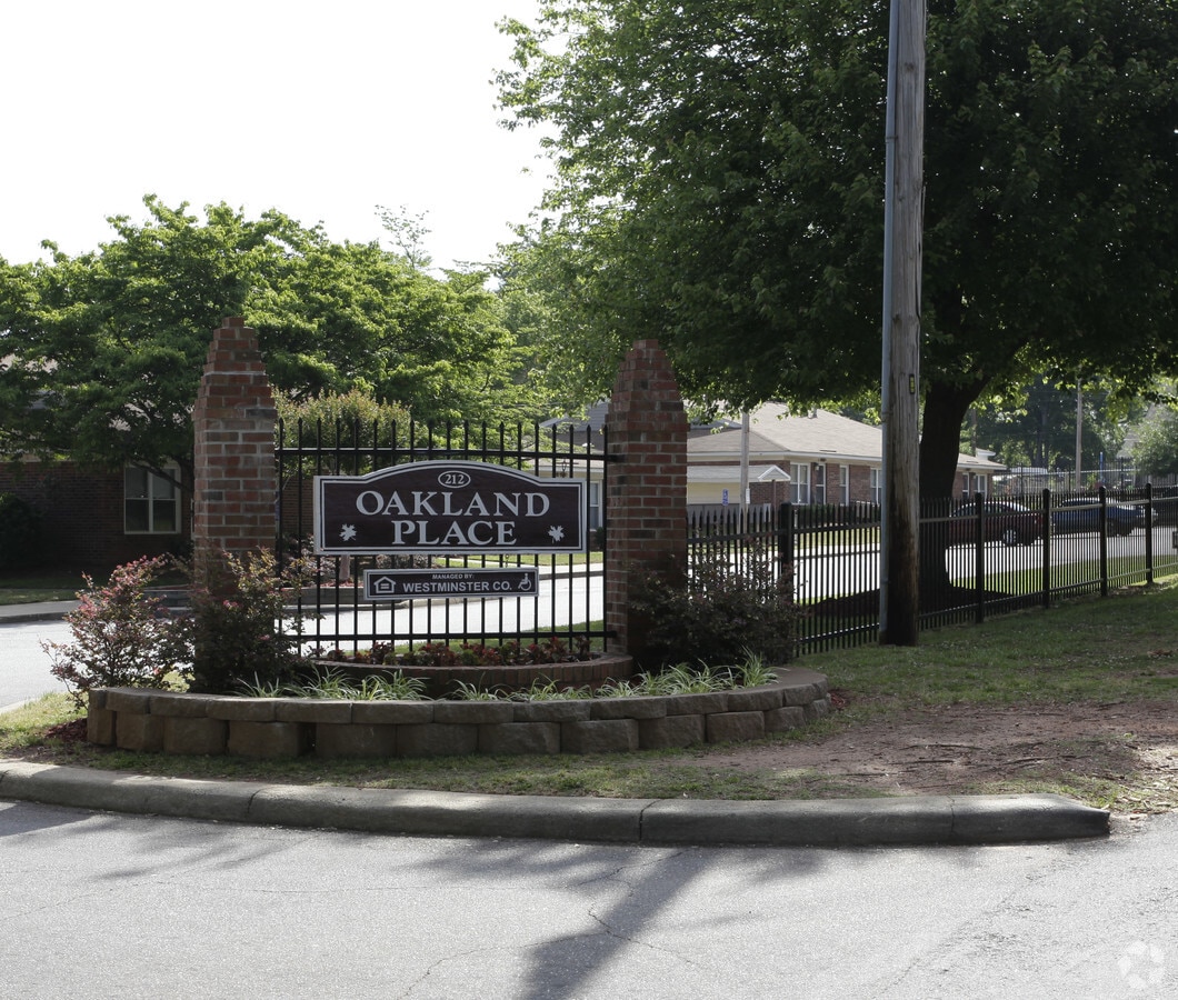 Photo - Oakland Place Apartment