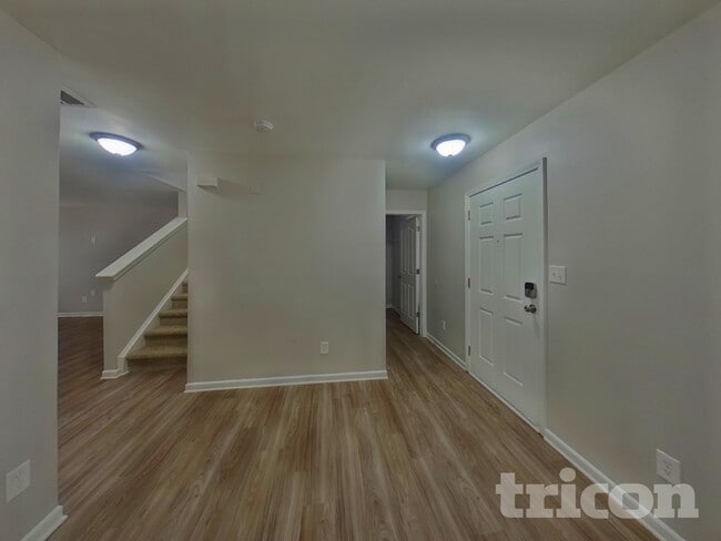 Photo - 3323 Mazen Ct