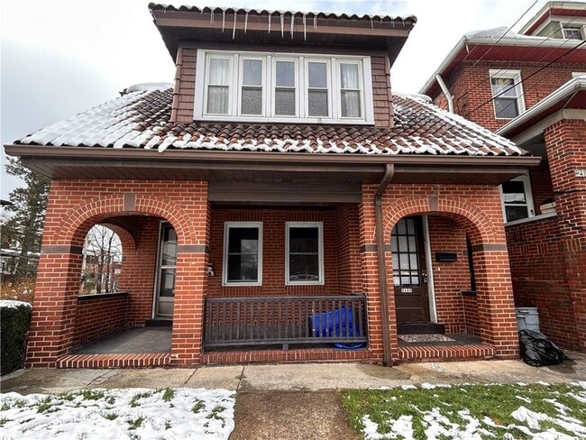 Building Photo - 2150 Wightman St