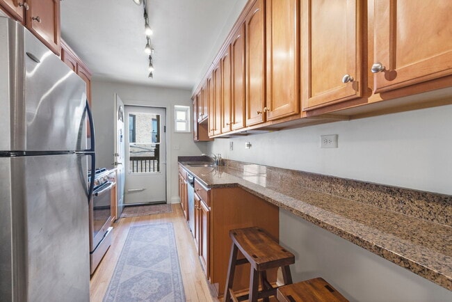 Photo - 2735 N Kimball Ave